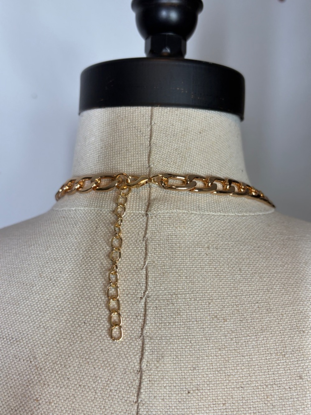 Gold and Black Lion Medallion Chain Necklace - Women Jewelry - Picture 4 of 8